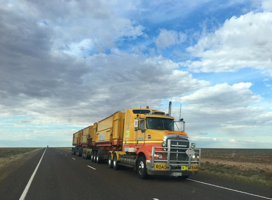 How to Choose a Truck GPS Tracker for Australian Fleets and Owner-Drivers